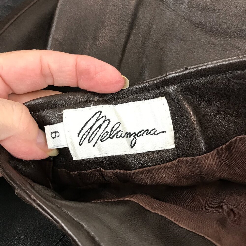 Women's Vintage Melanzona Black leather skirt, Size 6